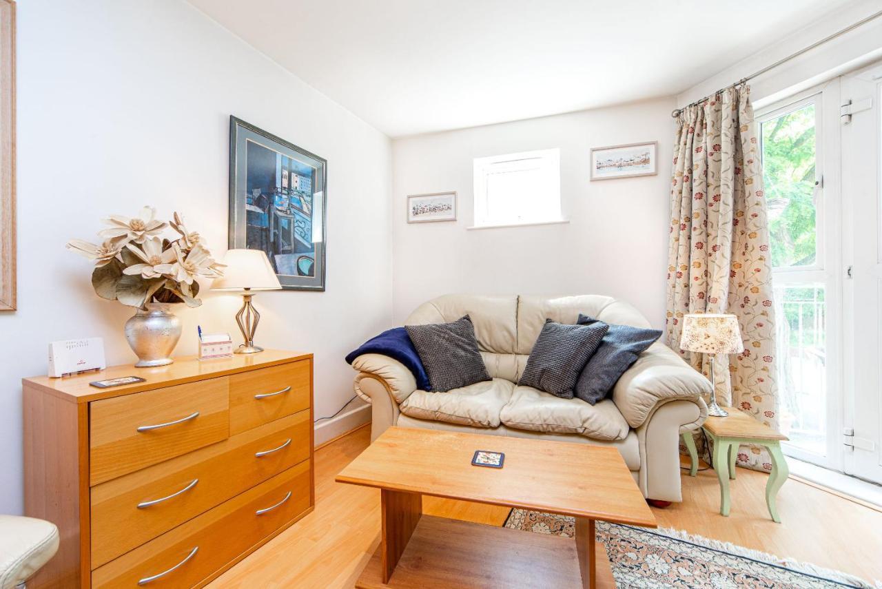 Pass The Keys Delightful Apartment Close To River In Se16 Λονδίνο Εξωτερικό φωτογραφία